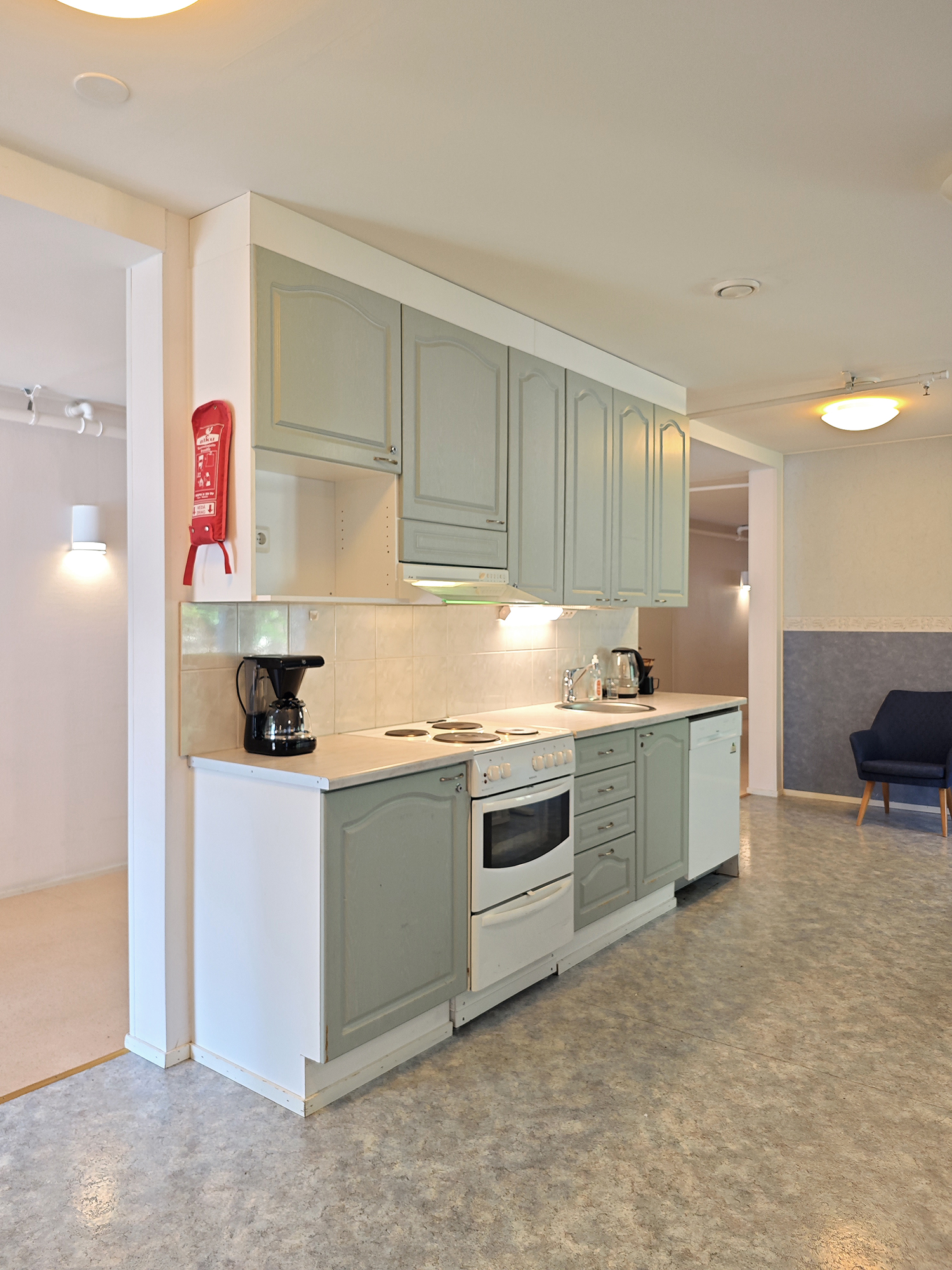 Shared Kitchen 01